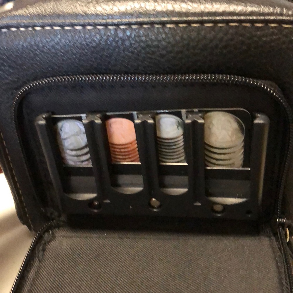 Purse - Picture 3 of 5
